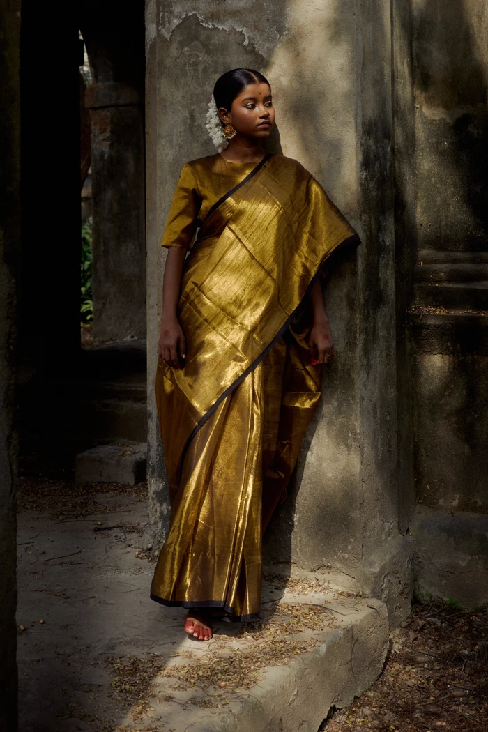 Shikhara Tlr-131 I Golden Handloom Tissue Saree With Minimal Flaws