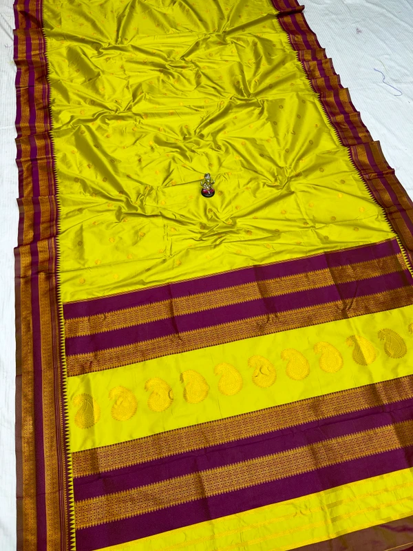 Semi-Silk Narayan Peth Paithani Saree