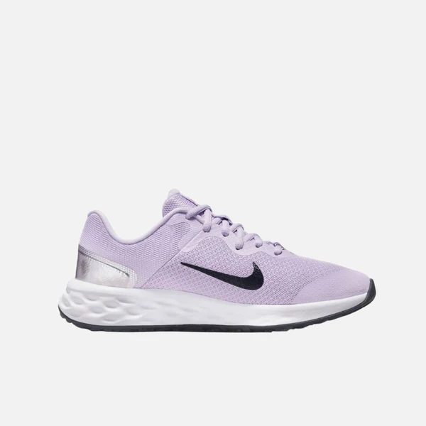Nike Revolution 6