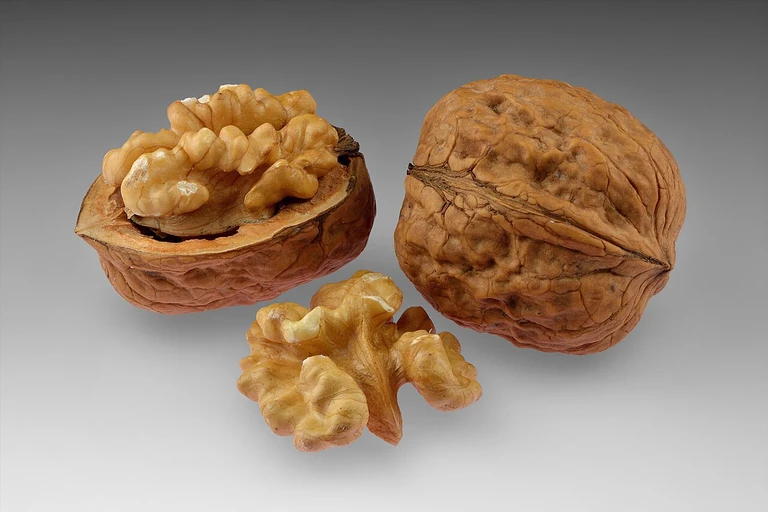 Walnuts (Akhrot)