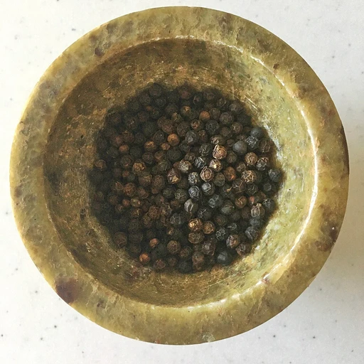 Black Pepper (Kali Mirch)