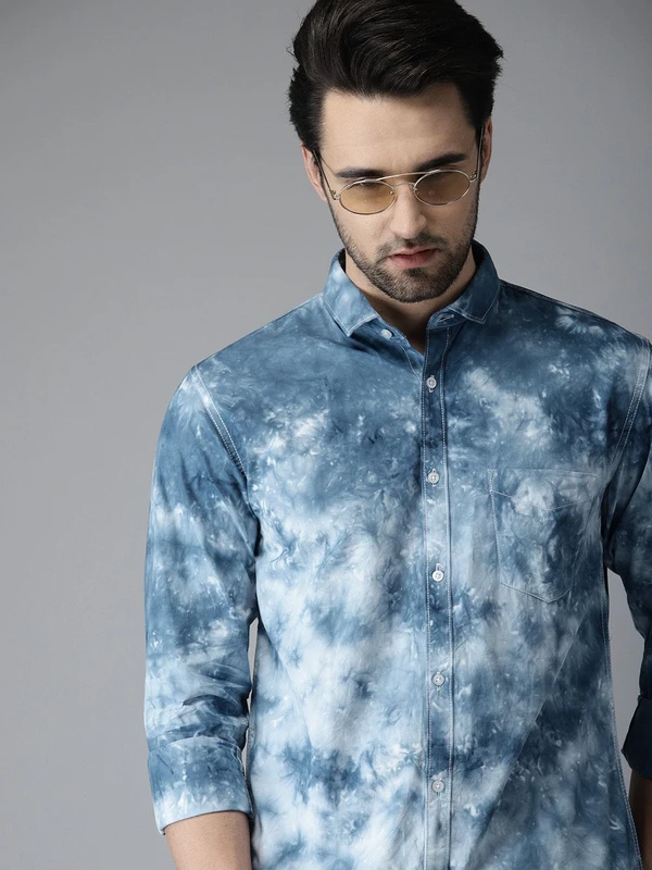 Campus Sutra Men Blue & White Standard Regular Fit Dyed Casual Shirt