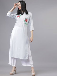 Vishudh Women Blue & White Floral Embroidered Straight Kurta
