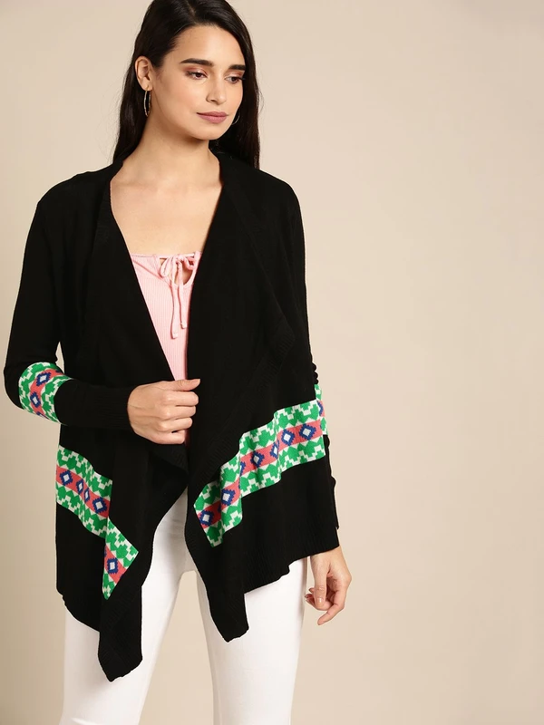 DressBerry Women Black & Green woven Design Open Front Shrug